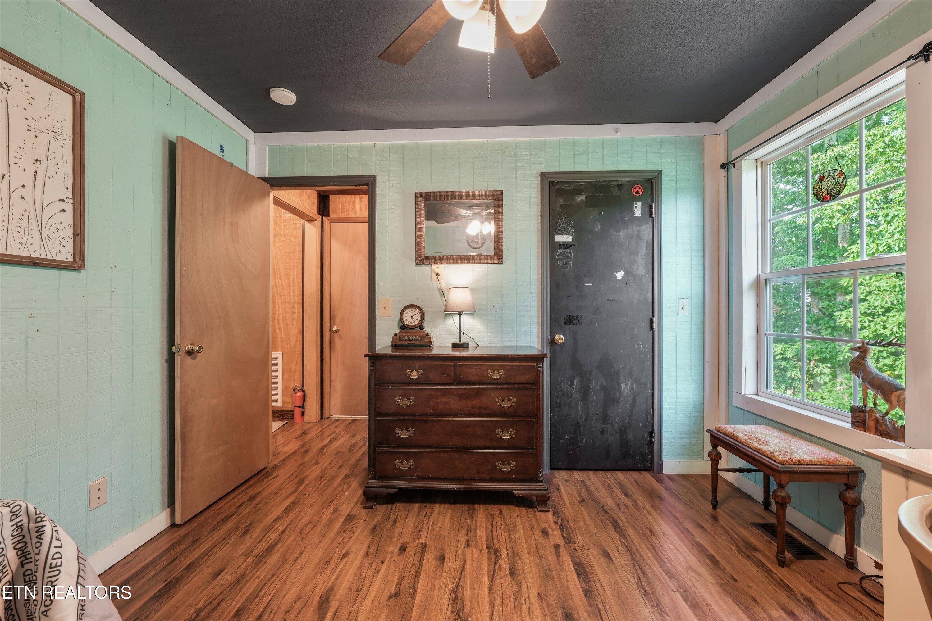834 Walker Road Sharps Chapel, TN 37866 - Photo 18 of 44 17-834 Walker Rd27