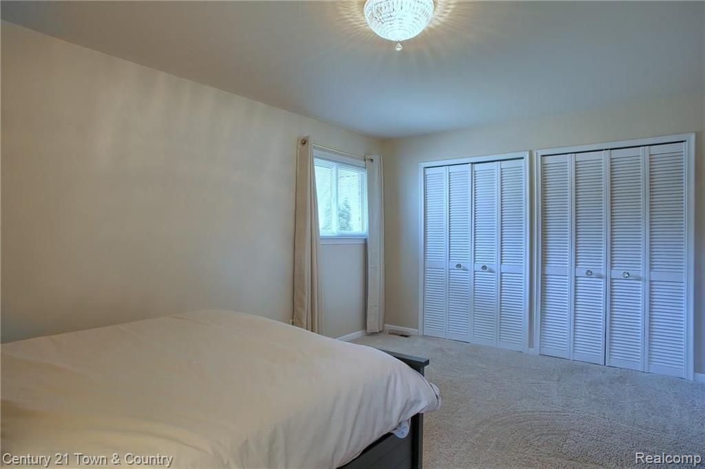 2300 Kingsford Road Rochester Hills, MI 48309 - Photo 19 of 32
