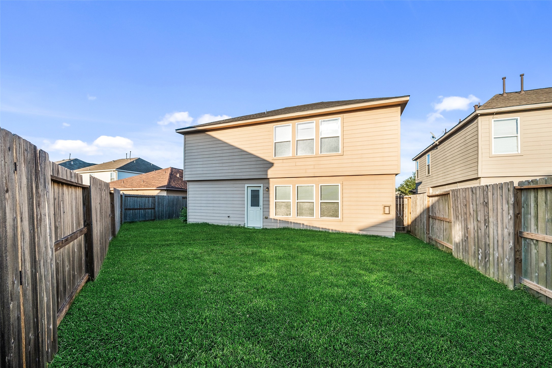 16820 Infield Court Conroe, TX 77385 - Photo 42 of 44 a view of a backyard of the house