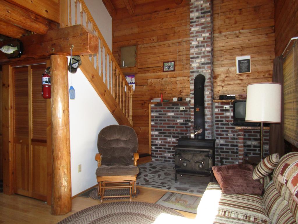62 Rogers Pond Road Pittsburg, NH 03592 - Photo 9 of 27