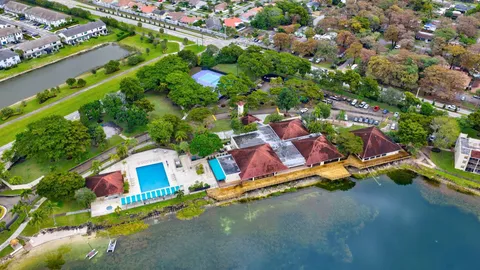 $235,000 | 117 Lake Emerald Drive, Unit 408, Oakland Park, FL 33309