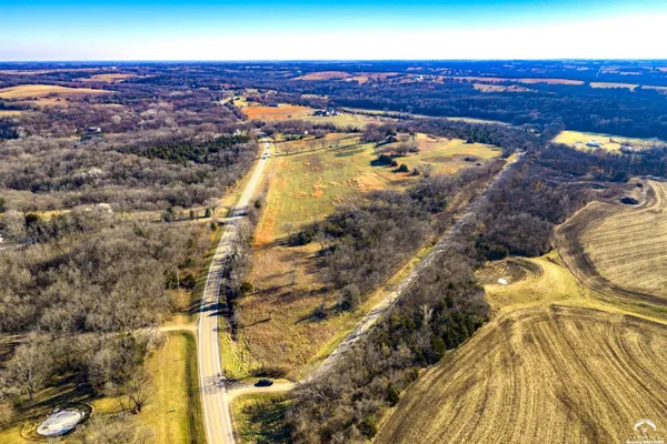 $105,000 | 800 Southeast Stanley Road, Tecumseh, KS 66542