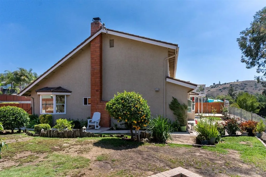 8971 Ridgeton Lane Lakeside, CA 92040 - Photo 15 of 25 Gallery Image 15