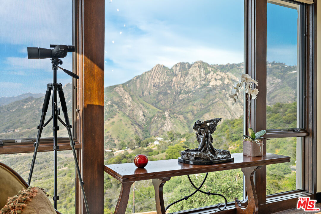 25155 Piuma Road Malibu, CA 90265 - Photo 11 of 29 a view of sky from window