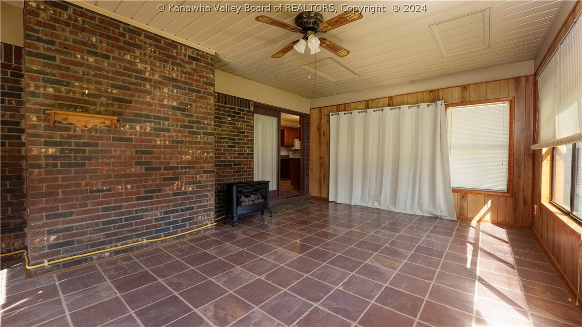 213 Shawnee Estates Winfield, WV 25213 - Photo 10 of 20 Gallery Image 10