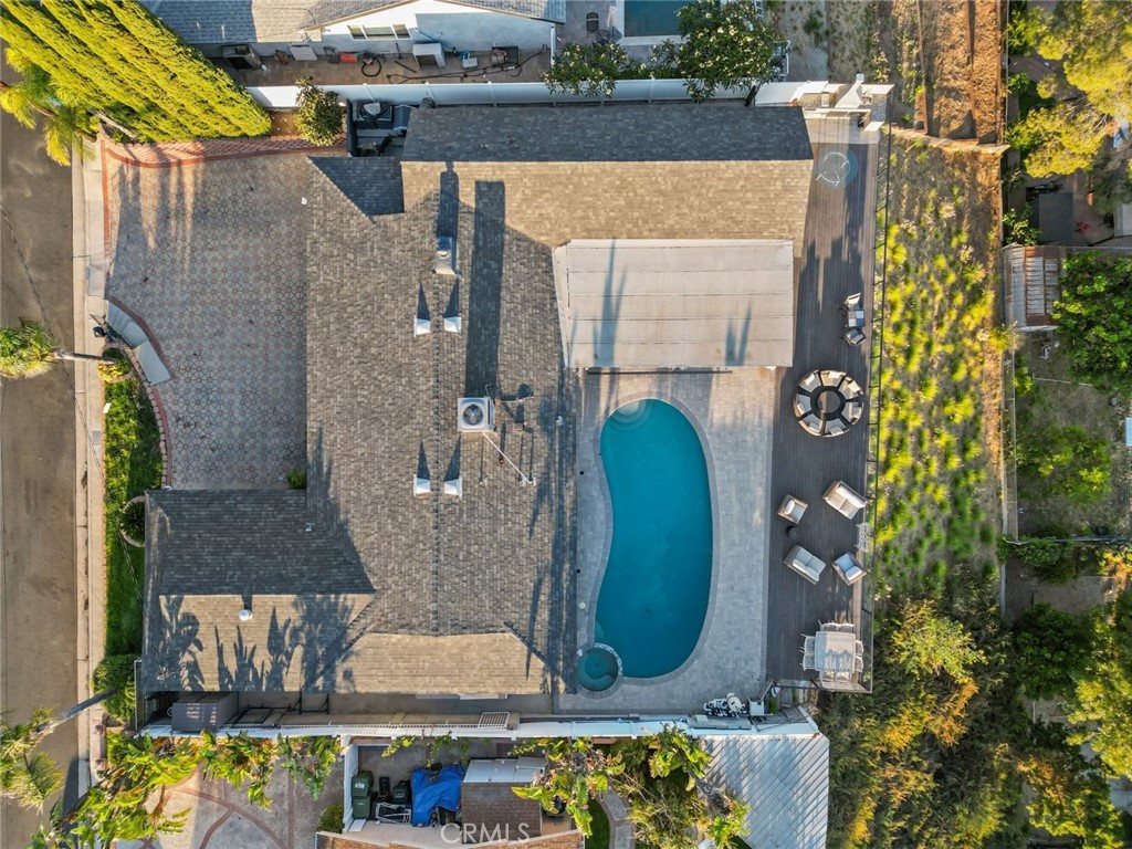 10126 Sully Drive Sun Valley, CA 91352 - Photo 5 of 34 an aerial view of a house with outdoor space