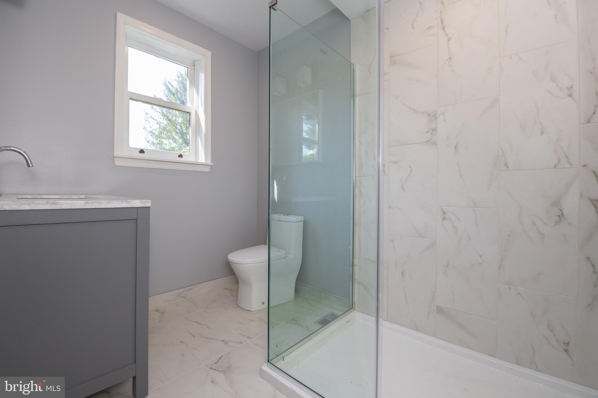 6115 West Mill Road Flourtown, PA 19031 - Photo 16 of 39 Full bath on first floor