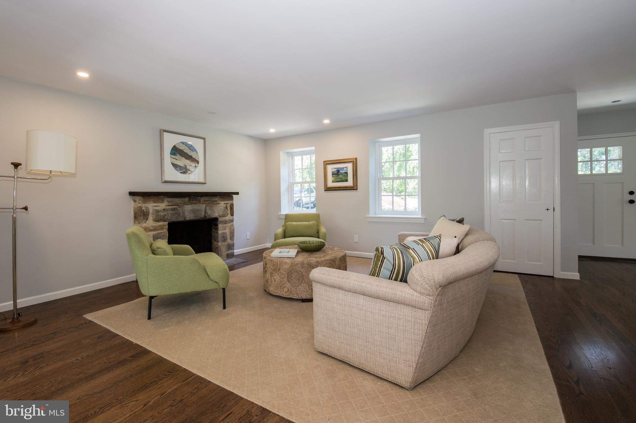 6115 West Mill Road Flourtown, PA 19031 - Photo 3 of 39 Family room