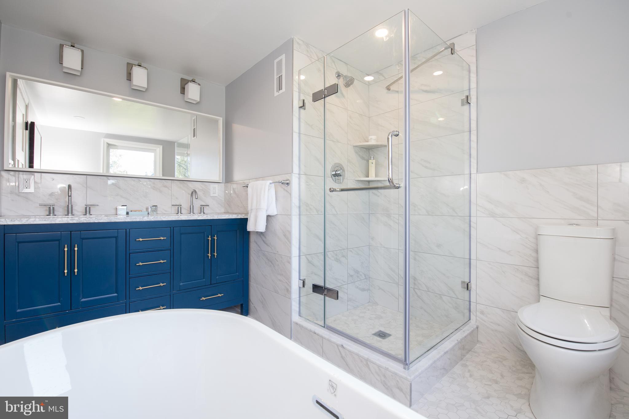 6115 West Mill Road Flourtown, PA 19031 - Photo 21 of 39 Master bath