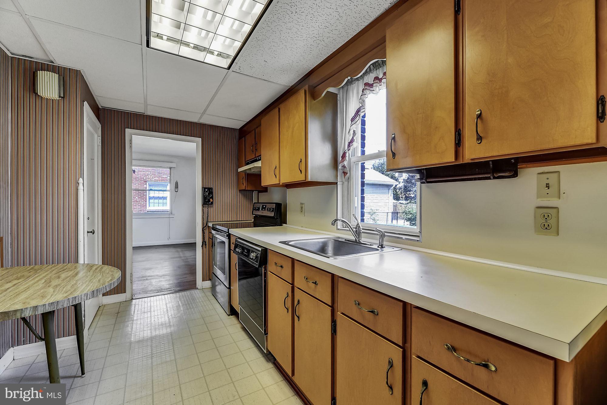 3007 Dunbrin Road Baltimore, MD 21222 - Photo 12 of 25