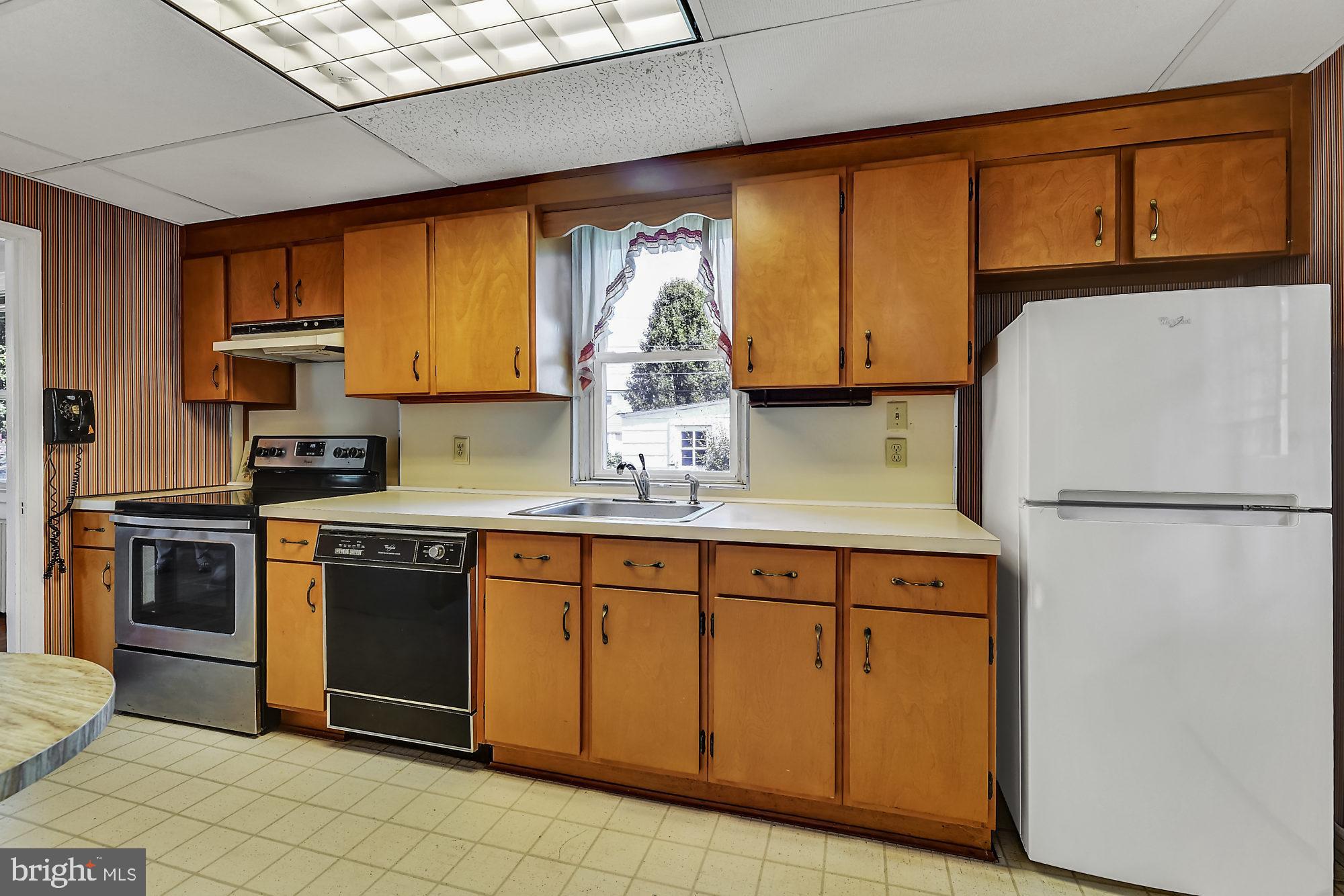 3007 Dunbrin Road Baltimore, MD 21222 - Photo 10 of 25