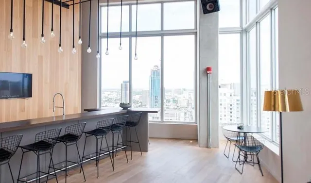 $3,000 | 151 Southeast 1st Street, Unit 2804, Miami, FL 33131