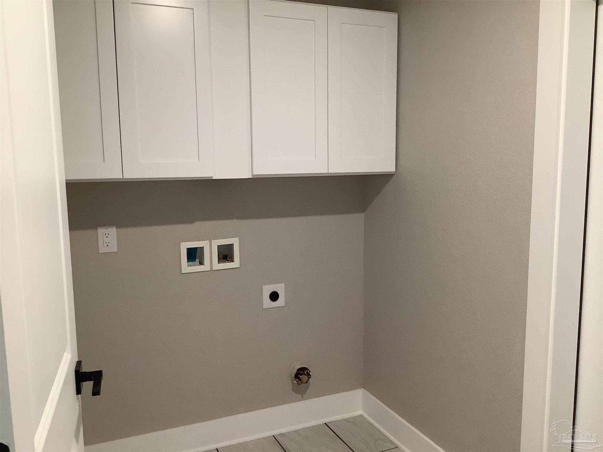 6413 Sanders Street Milton, FL 32570 - Photo 13 of 37