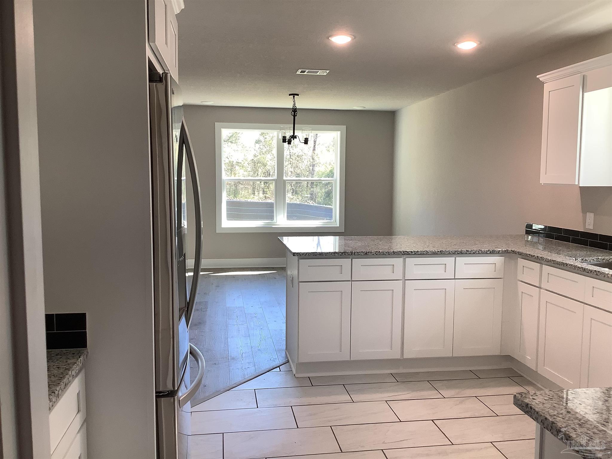 6413 Sanders Street Milton, FL 32570 - Photo 2 of 37