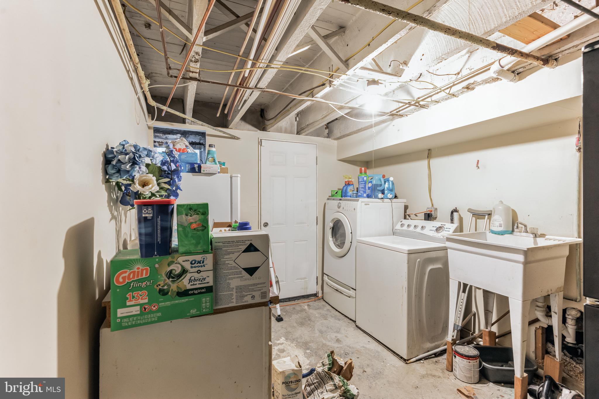 122 Copley Road Upper Darby, PA 19082 - Photo 17 of 19 Walk-out Basement Laundry