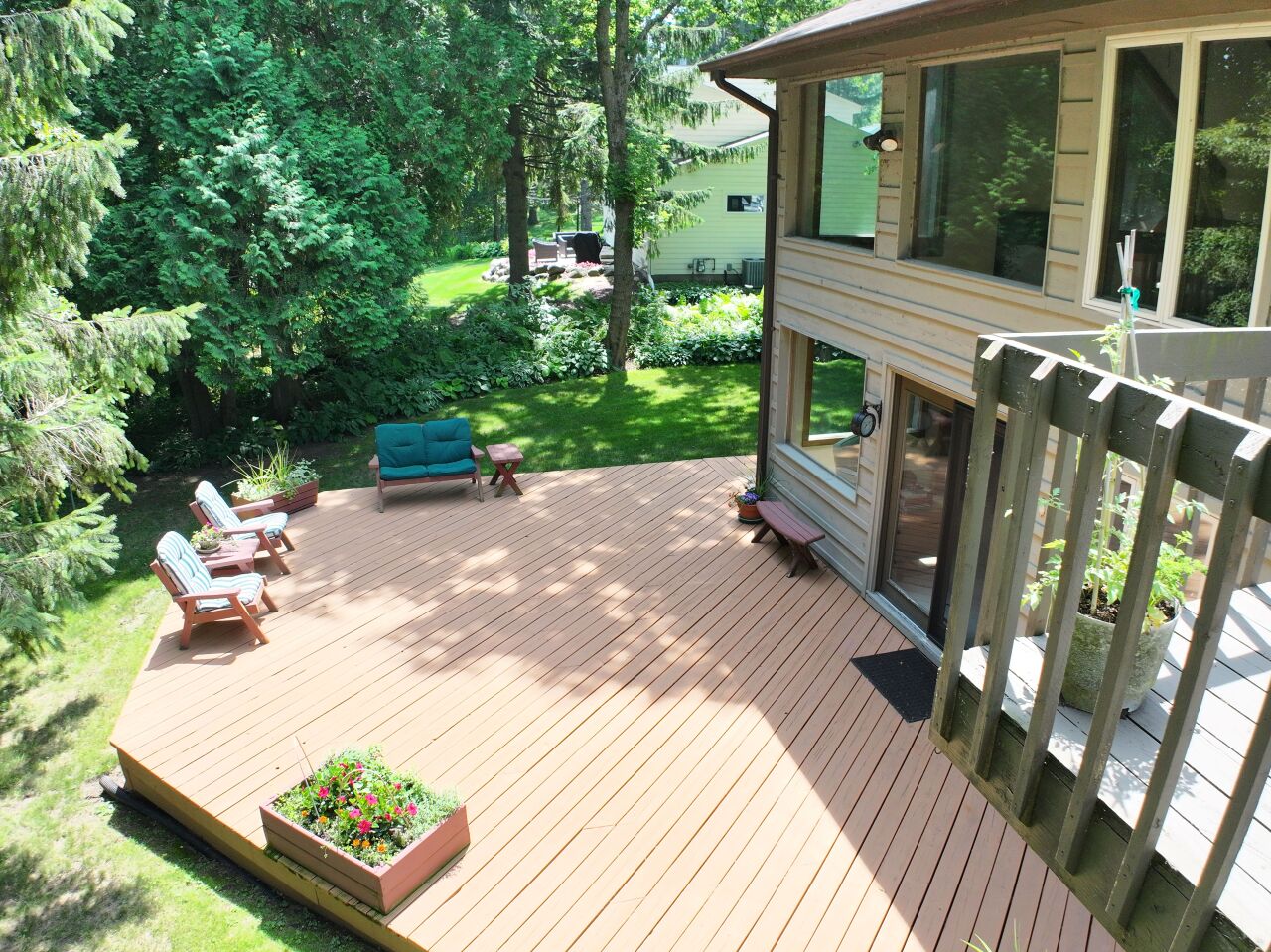 4992 Lake Bluff Road Port Washington, WI 53074 - Photo 17 of 25 Two decks to enjoy