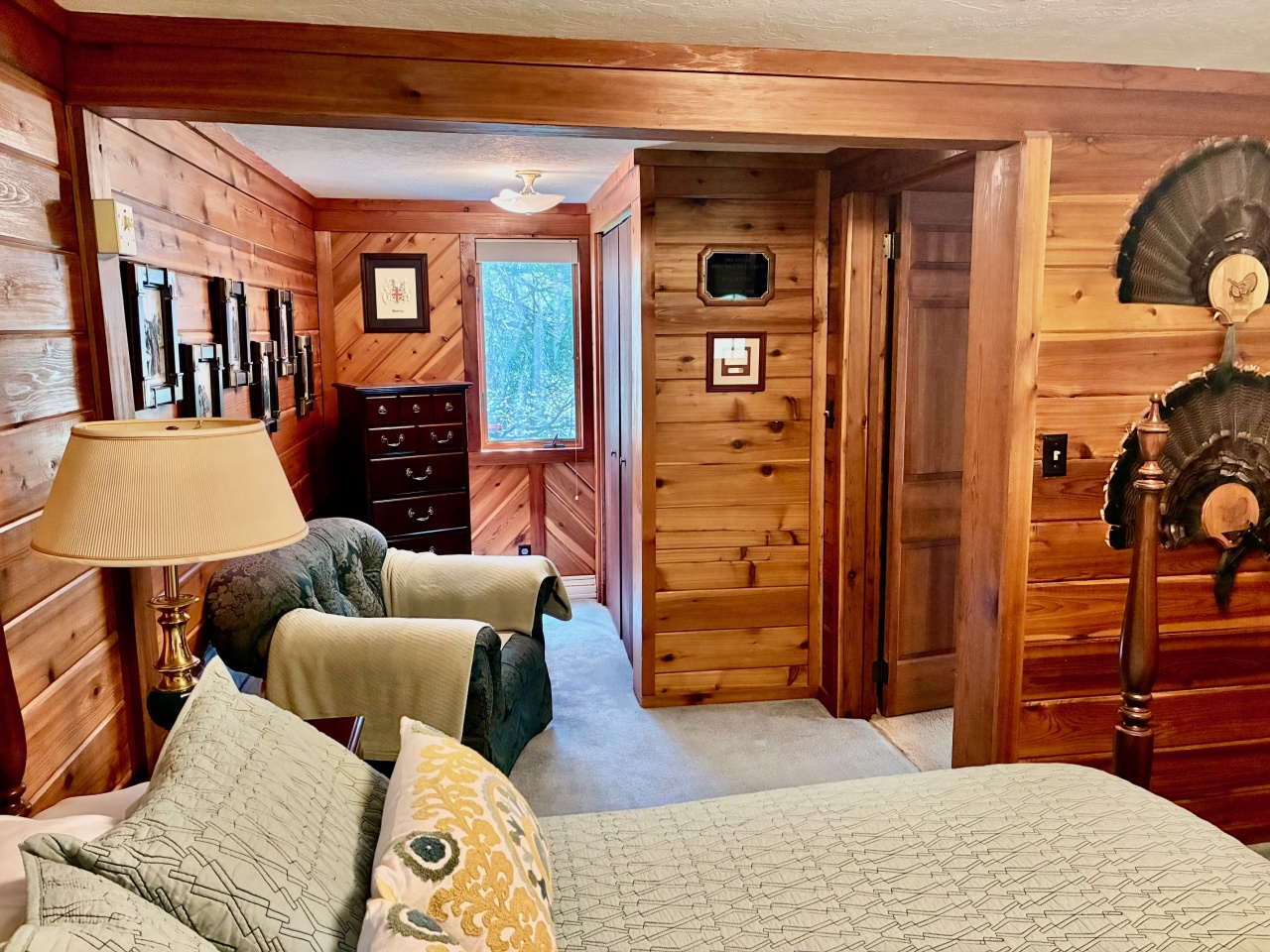4992 Lake Bluff Road Port Washington, WI 53074 - Photo 8 of 25 Main floor bedroom