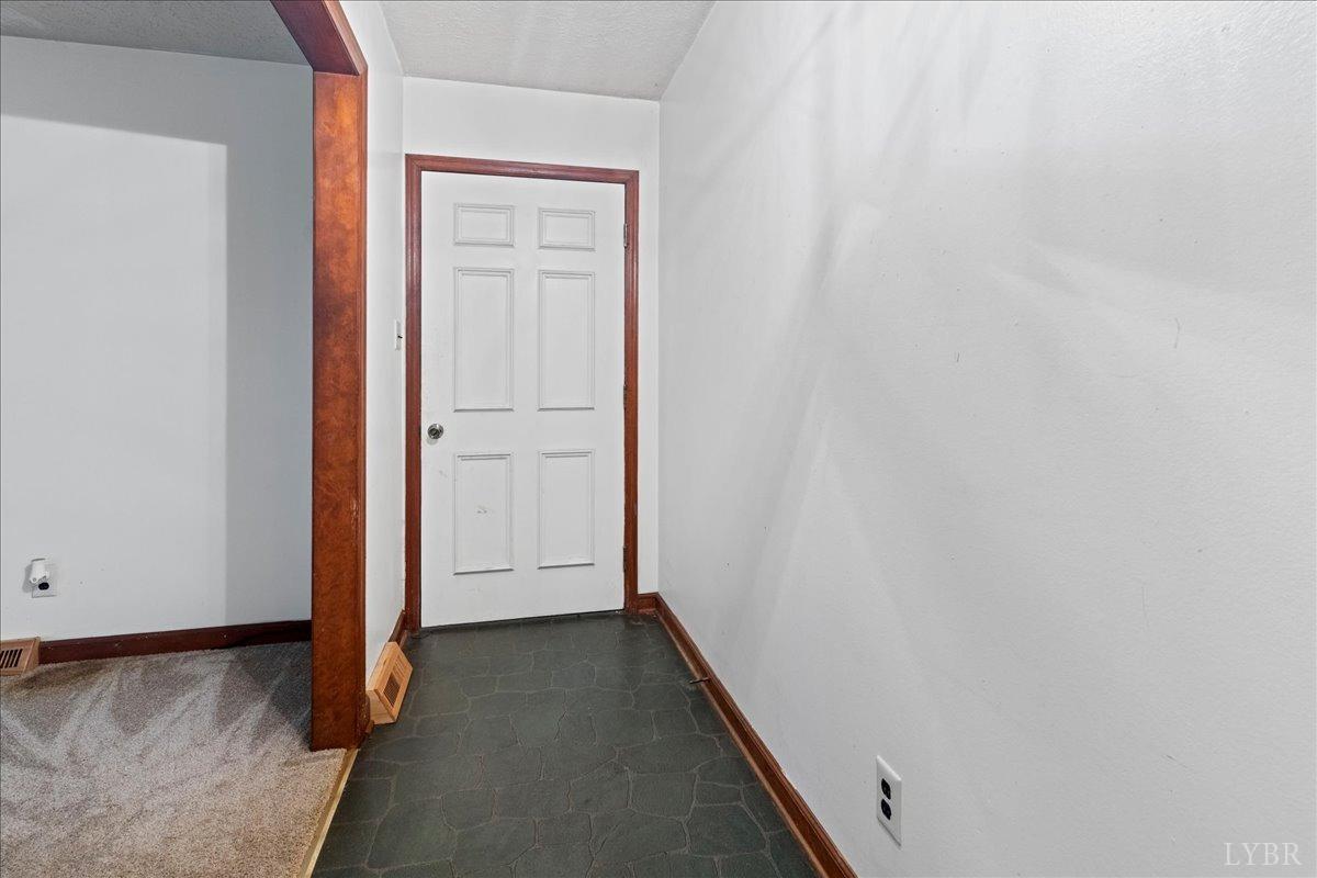 1803 Poor House Road Rustburg, VA 24588 - Photo 13 of 30 Gallery Image 13