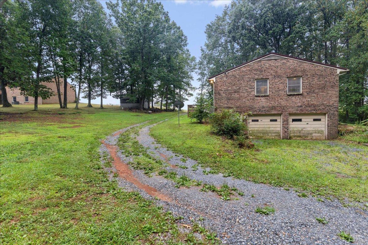 1803 Poor House Road Rustburg, VA 24588 - Photo 17 of 30 Gallery Image 17