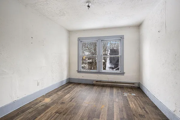 $130,000 | 174 Cherry Street, Battle Creek, MI 49017