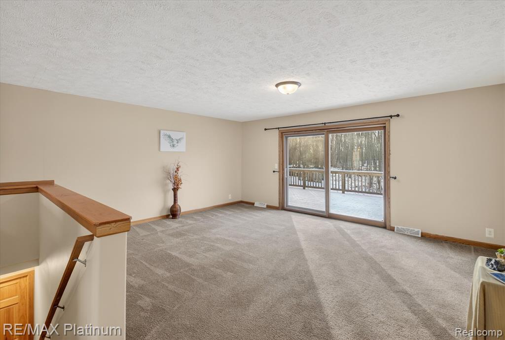 2670 East Maple Road Milford, MI 48381 - Photo 16 of 61 Gallery Image 16