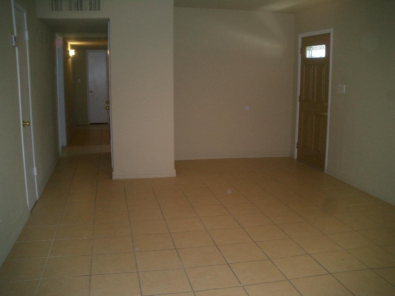 5968 West Osborn Road Phoenix, AZ 85033 - Photo 5 of 14 GREAT ROOM1