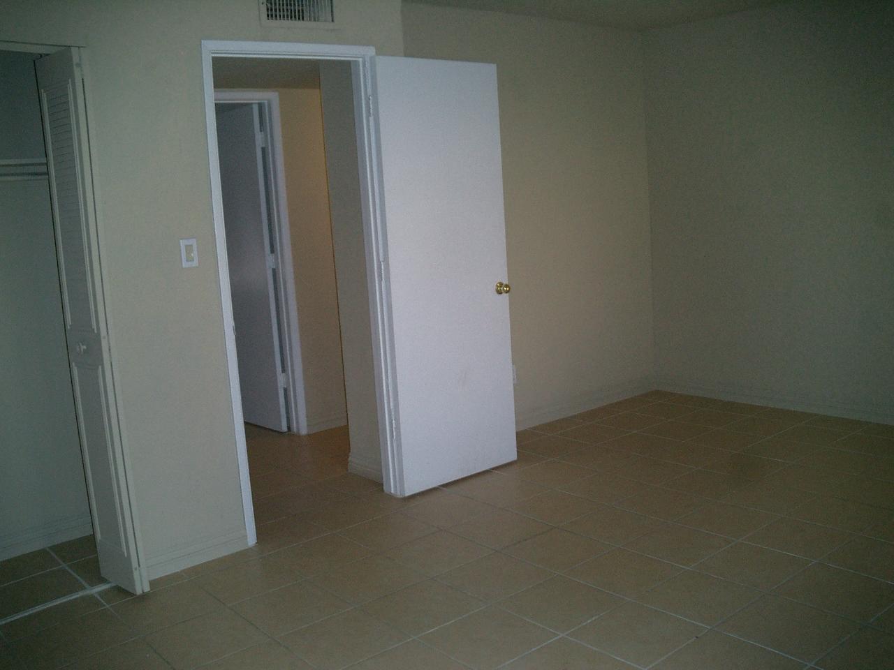 5968 West Osborn Road Phoenix, AZ 85033 - Photo 8 of 14 MASTER1