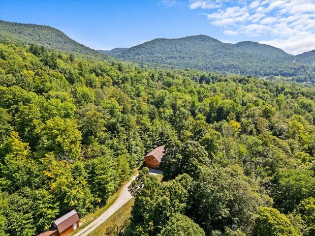 $609,900 | 3520 Hinesburg Hollow Road, Starksboro, VT 05487