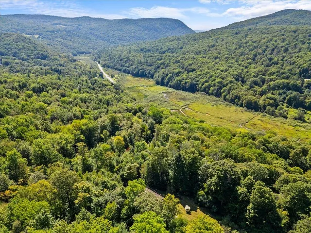 $609,900 | 3520 Hinesburg Hollow Road, Starksboro, VT 05487