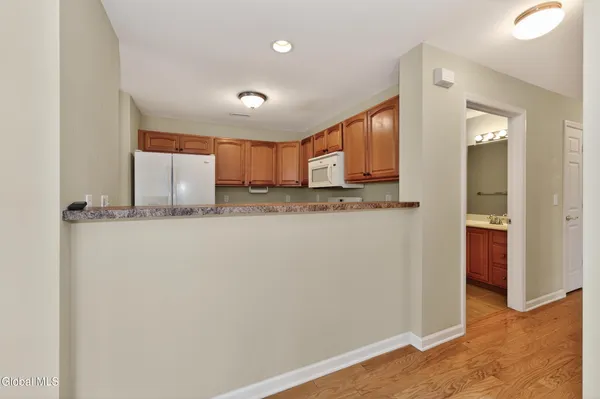 $249,900 | 32 Annabelle Place, Rotterdam, NY 12306