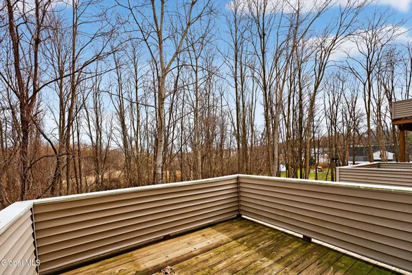 $249,900 | 32 Annabelle Place, Rotterdam, NY 12306