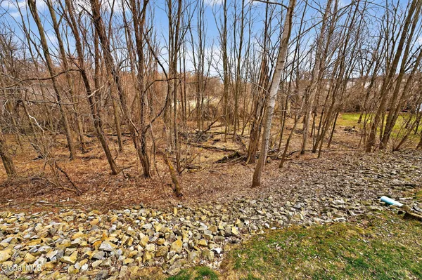 $249,900 | 32 Annabelle Place, Rotterdam, NY 12306