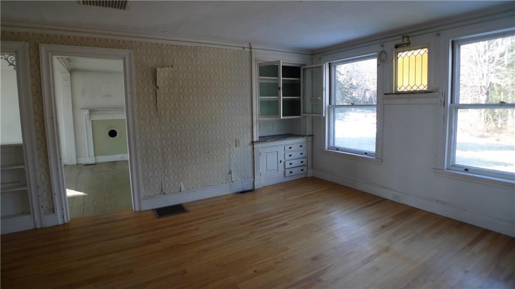 97 Beach Road Southport, ME 04576 - Photo 7 of 23 Photo