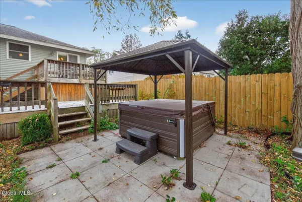 $348,000 | 205 East Palmer Avenue, Rotterdam, NY 12303