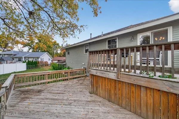 $348,000 | 205 East Palmer Avenue, Rotterdam, NY 12303