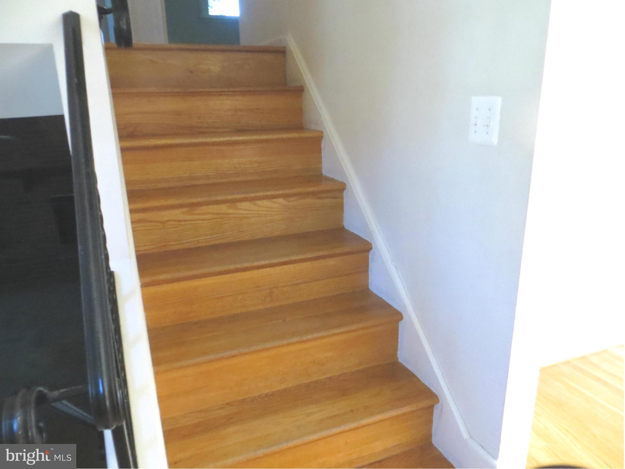6423 Rotunda Court Springfield, VA 22150 - Photo 14 of 17 a view of entryway