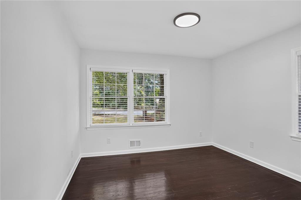 2495 Whites Mill Road Decatur, GA 30032 - Photo 17 of 30