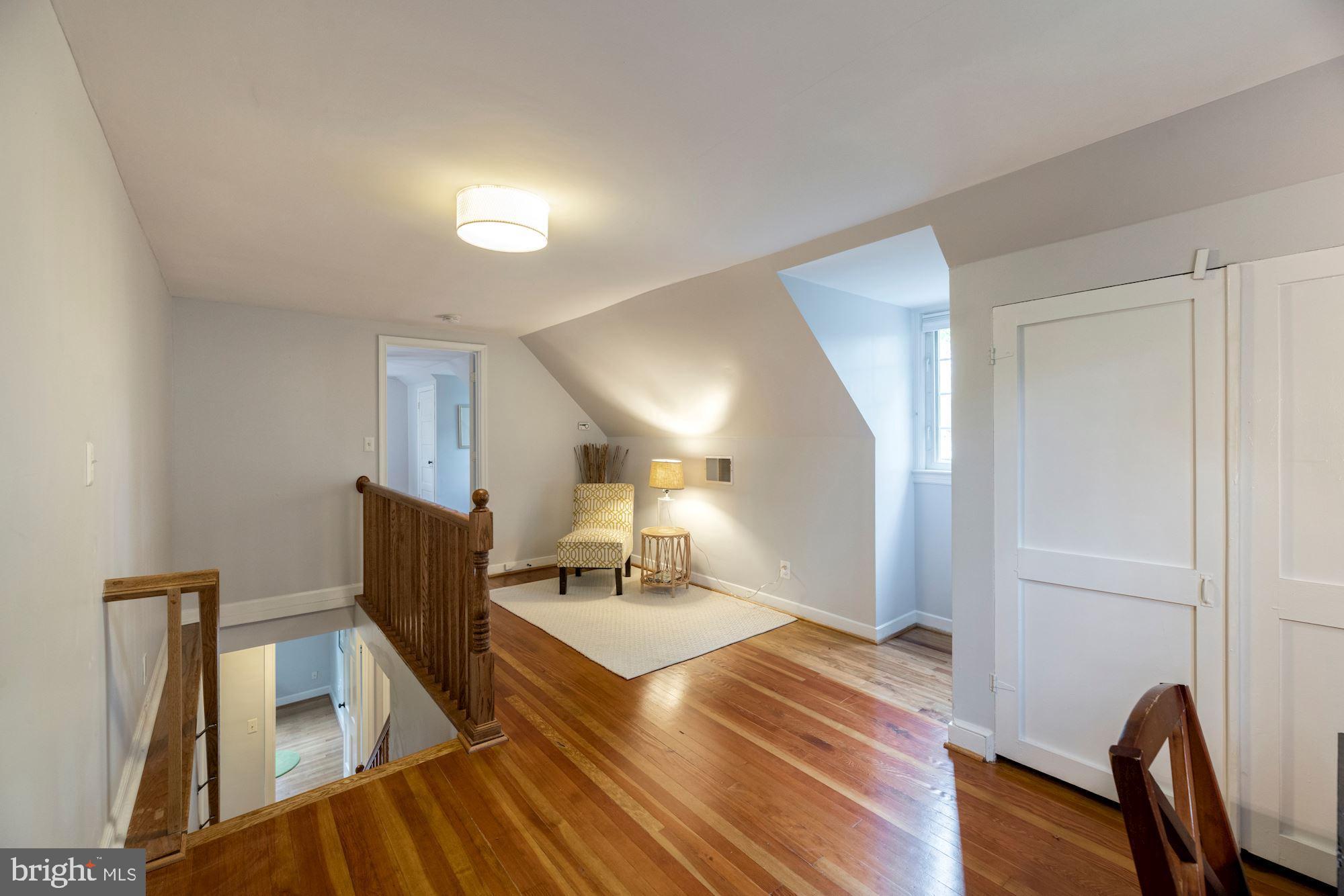 509 Margaret Drive Silver Spring, MD 20910 - Photo 25 of 41 Upper level flex room