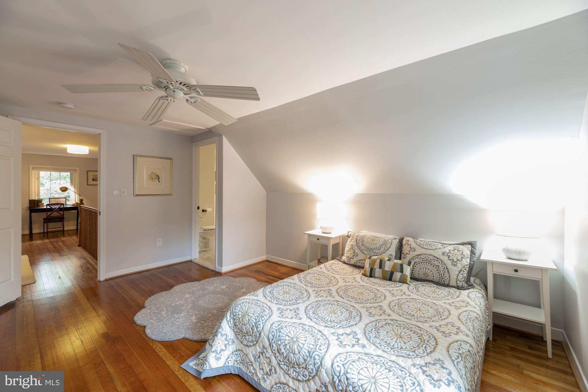 509 Margaret Drive Silver Spring, MD 20910 - Photo 28 of 41 Charming under eave room