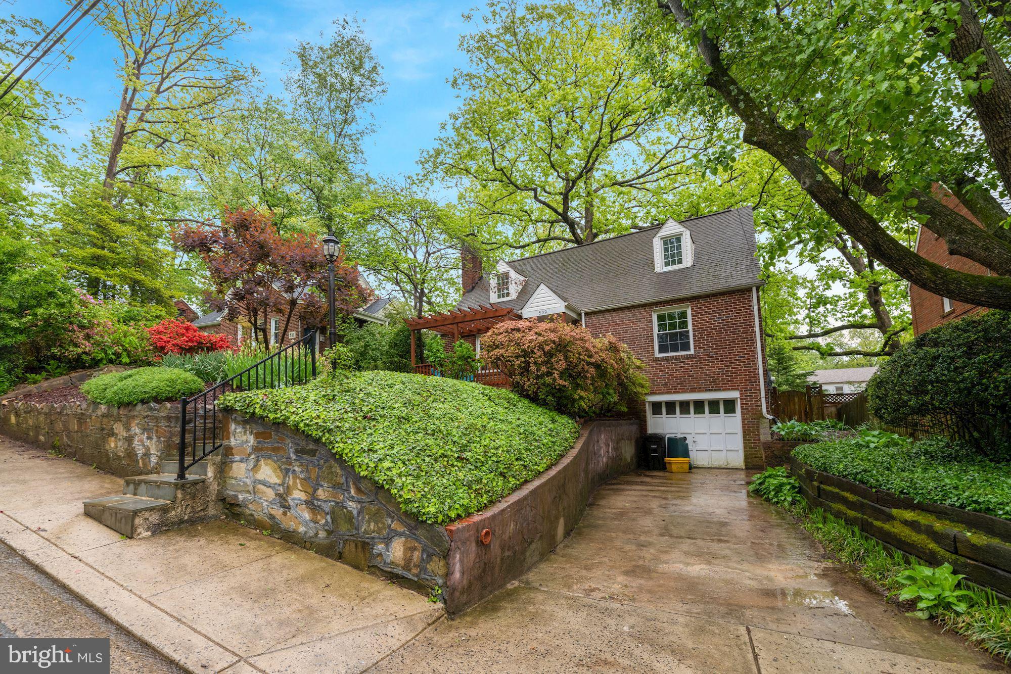 509 Margaret Drive Silver Spring, MD 20910 - Photo 3 of 41 Driveway and garage for parking