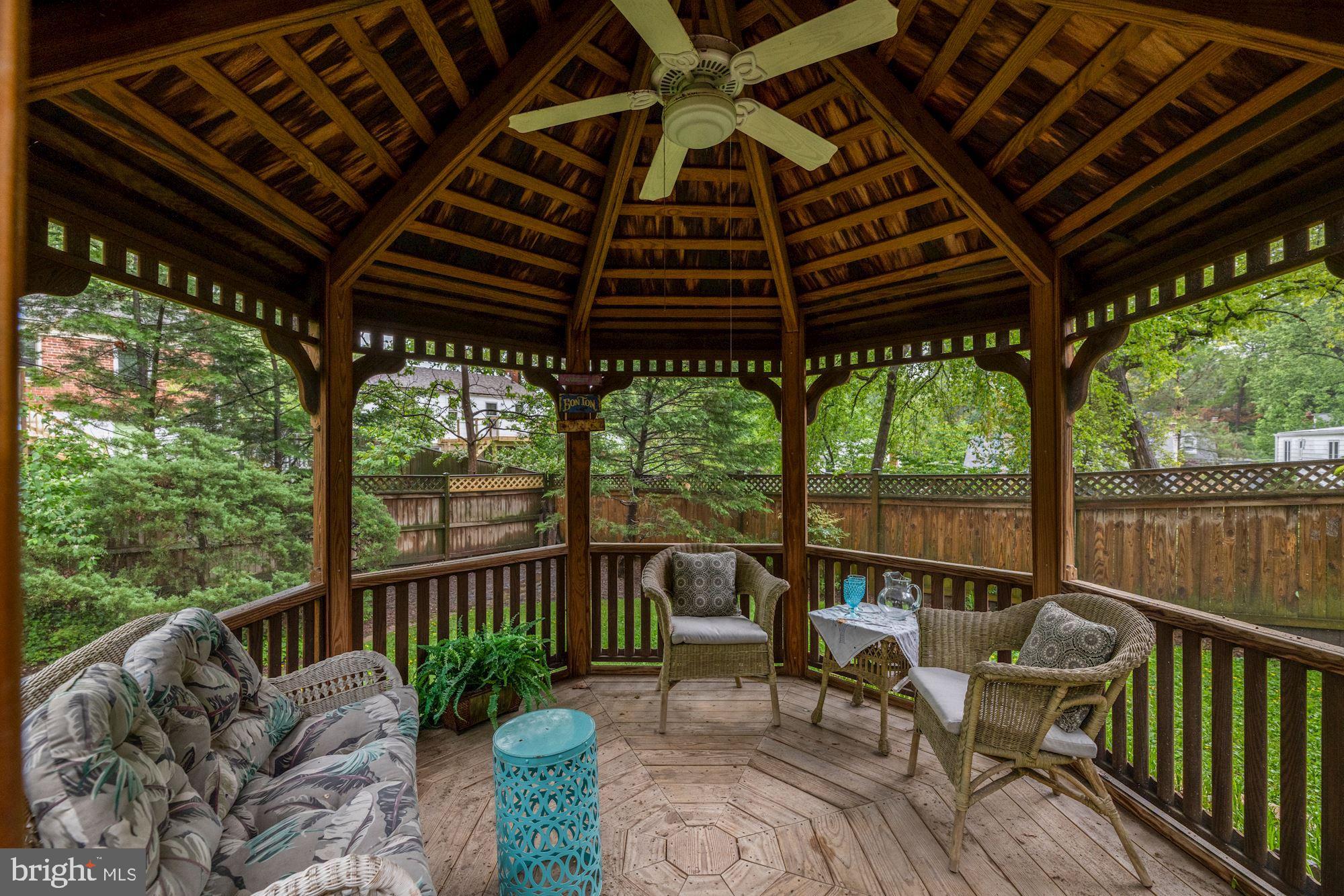 509 Margaret Drive Silver Spring, MD 20910 - Photo 38 of 41 Screened in gazebo!