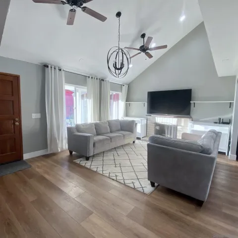 $4,400 | 13397 Via Stephen, Poway, CA 92064