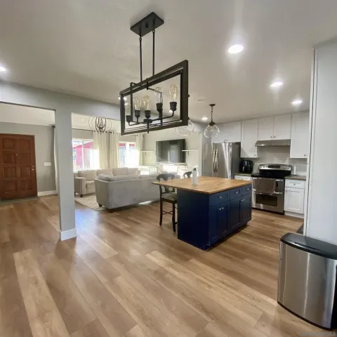 $4,400 | 13397 Via Stephen, Poway, CA 92064