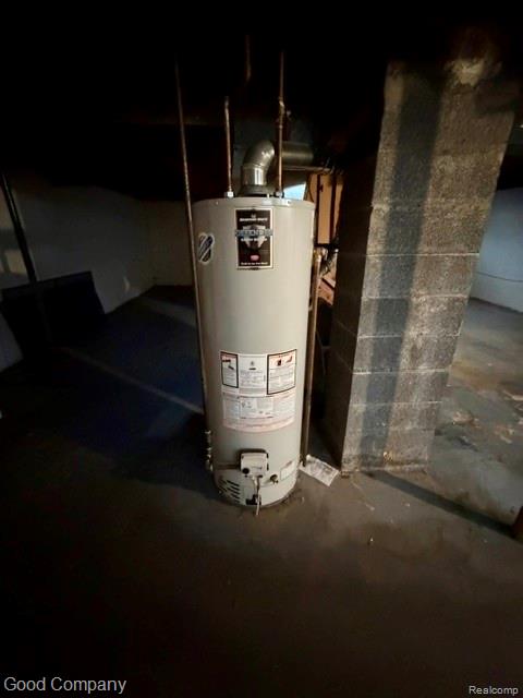 8401 18 18 Mile Road, Unit 238 Sterling Heights, MI 48313 - Photo 13 of 15 Hot water tank