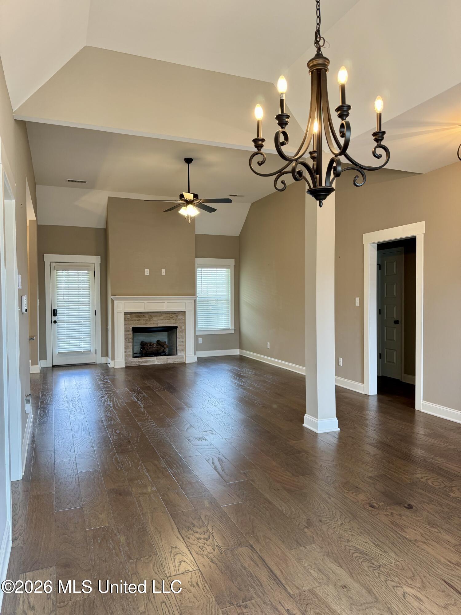 708 Holiday Cove Hernando, MS 38632 - Photo 5 of 37 IMG_8883