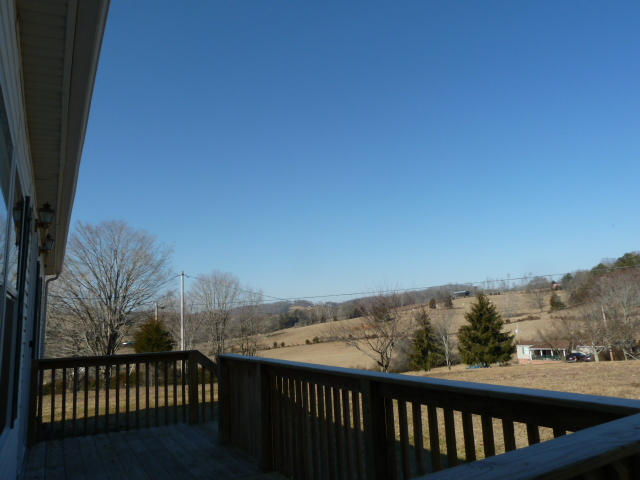 240 Oak Grove Road Sharps Chapel, TN 37866 - Photo 2 of 20 view from front P1140265
