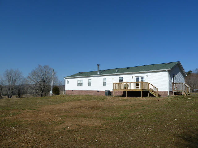 240 Oak Grove Road Sharps Chapel, TN 37866 - Photo 17 of 20 Back P1140283