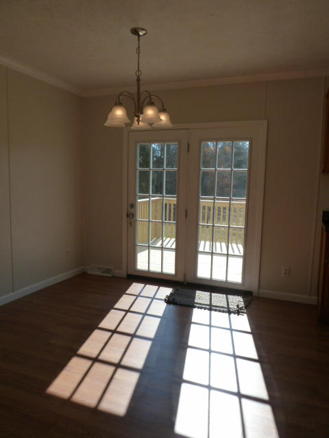 240 Oak Grove Road Sharps Chapel, TN 37866 - Photo 9 of 20 Dining P1140277