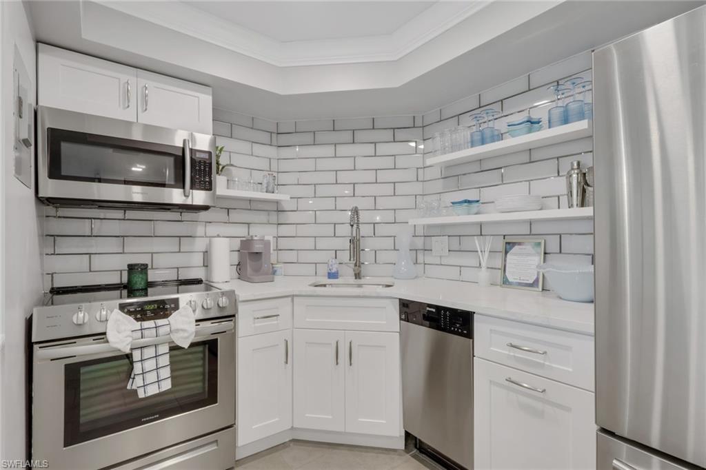 3 Bluebill Avenue, Unit 512 Naples, FL 34108 - Photo 9 of 25