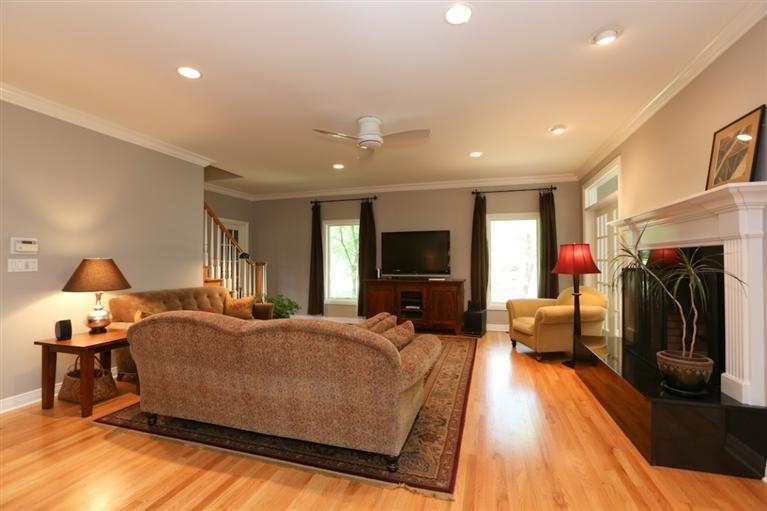 2125 Ridgewood Street Highland, IN 46322 - Photo 2 of 10 767x511